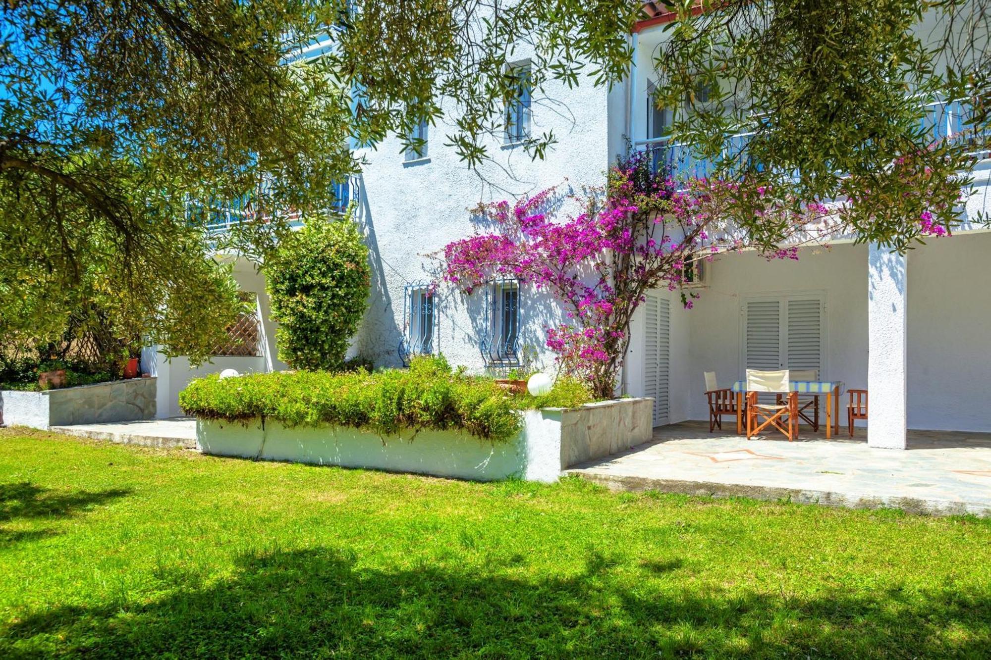 Xenios Faros Apartments ポッシディ エクステリア 写真